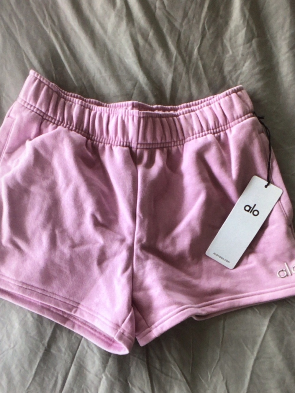ALO Yoga Set Pastel Lilac Cropped Crew Sweatshirt With Short - Picture 6 of 7